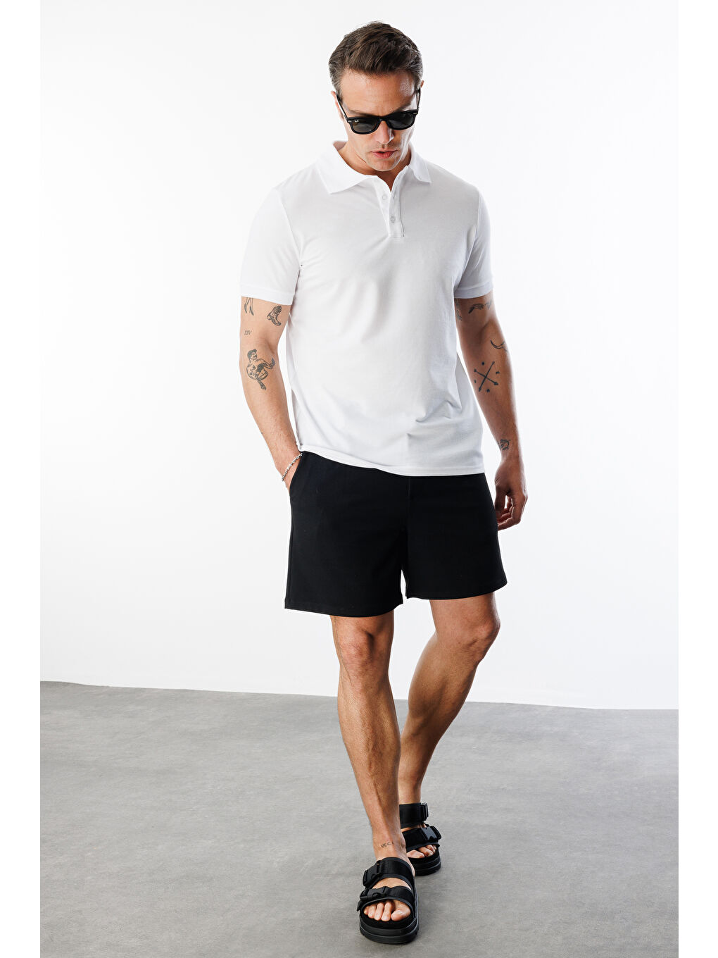 Beyaz Erkek 3'lü Çekmeyen Pamuklu Kumaş Regular Fit Standart Kesim Polo Yaka Tişört POLOYAKA-T-SHIRT3-2