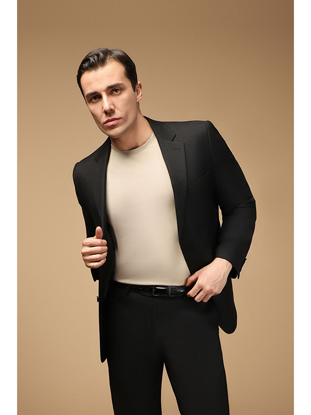 Bej Bisiklet Yaka Slim Fit Dar Kesim Süprem Pamuklu Tişört-1