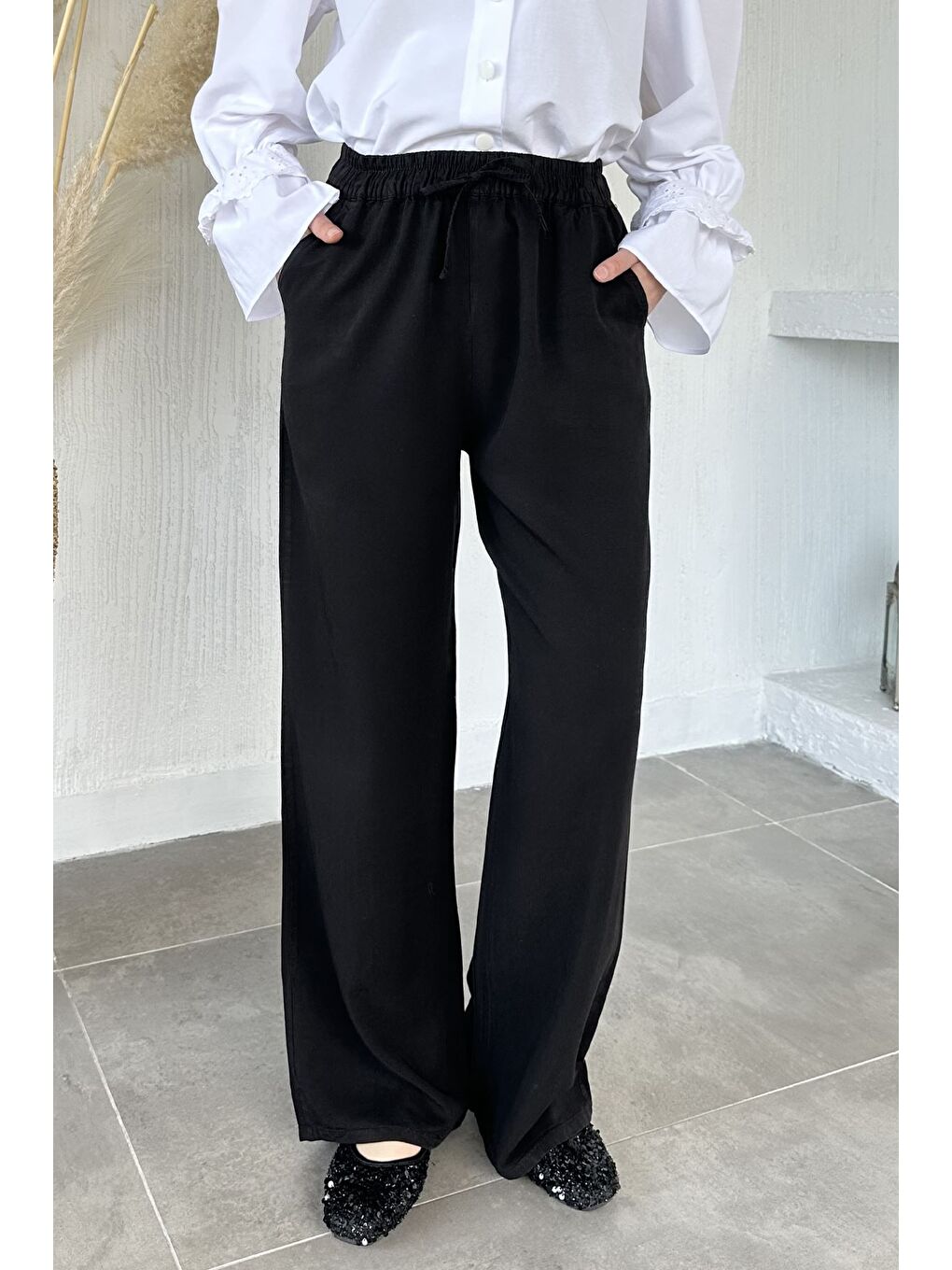 Siyah Bel Lastikli Kumaş Tesettür Pantolon-5