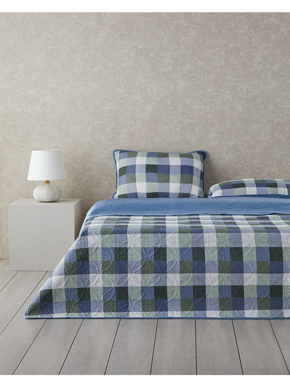 Ornate Check Çift Taraflı Kadife Tek Kişilik Yatak Örtüsü Takımı Koyu Mavi-1