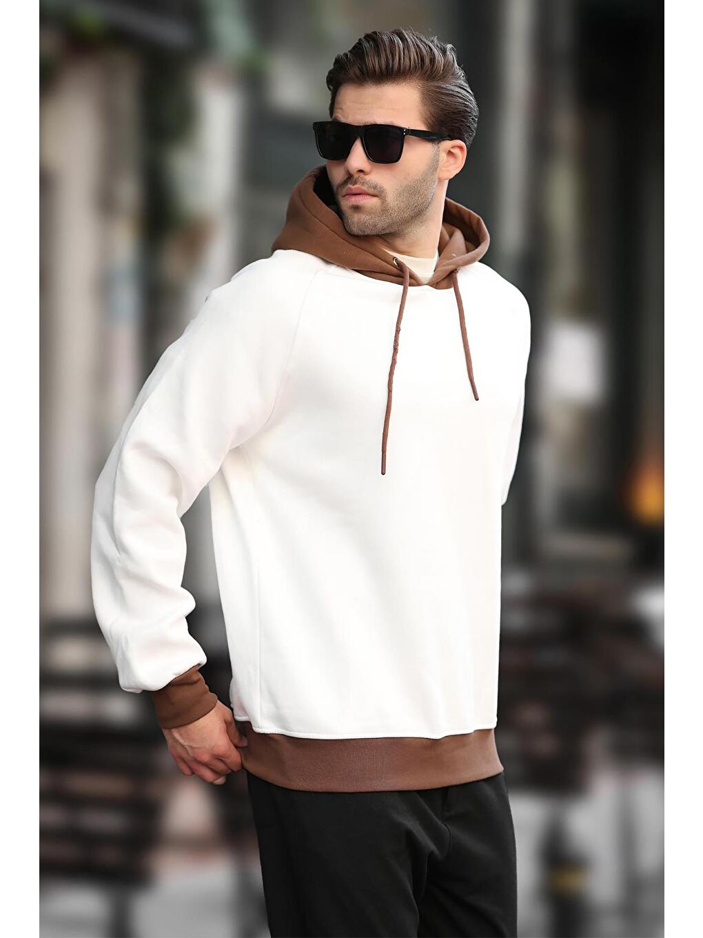 Ekru Renk Bloklu Kapüşonlu Sweatshirt 7073