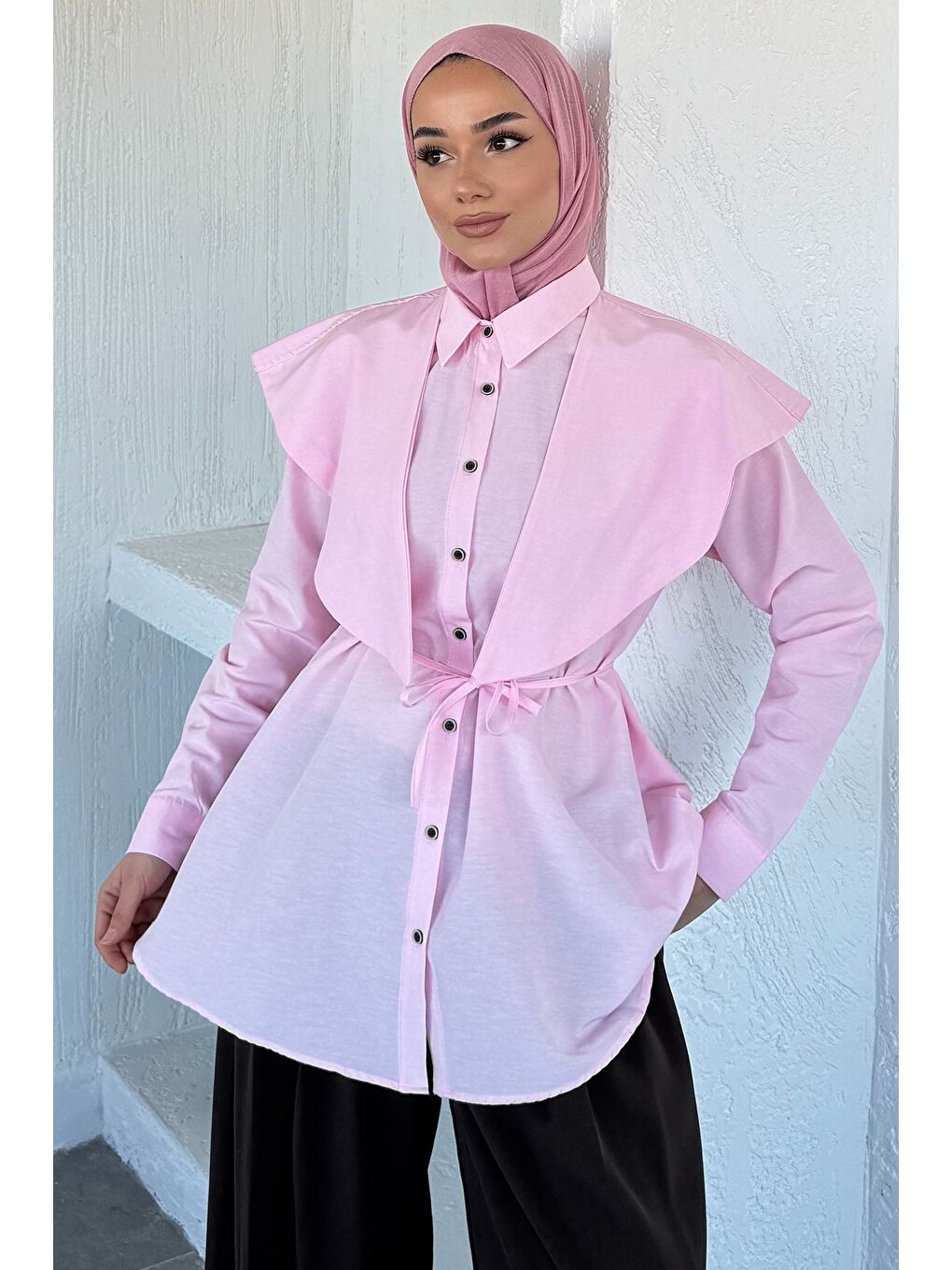 Pembe Yaka Detaylı Bel Bağcıklı Tesettür Gömlek-5