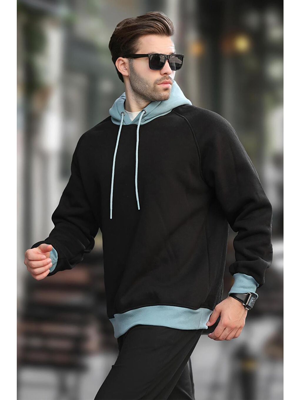 Siyah Renk Bloklu Kapüşonlu Sweatshirt 7073-1