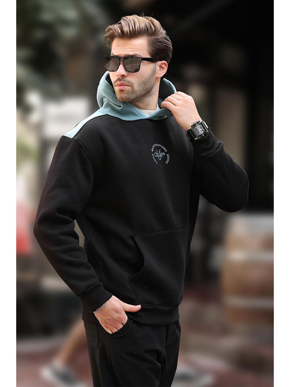 Siyah Kapüşonlu Renk Bloklu Nakış Detaylı Erkek Sweatshirt 7088-2