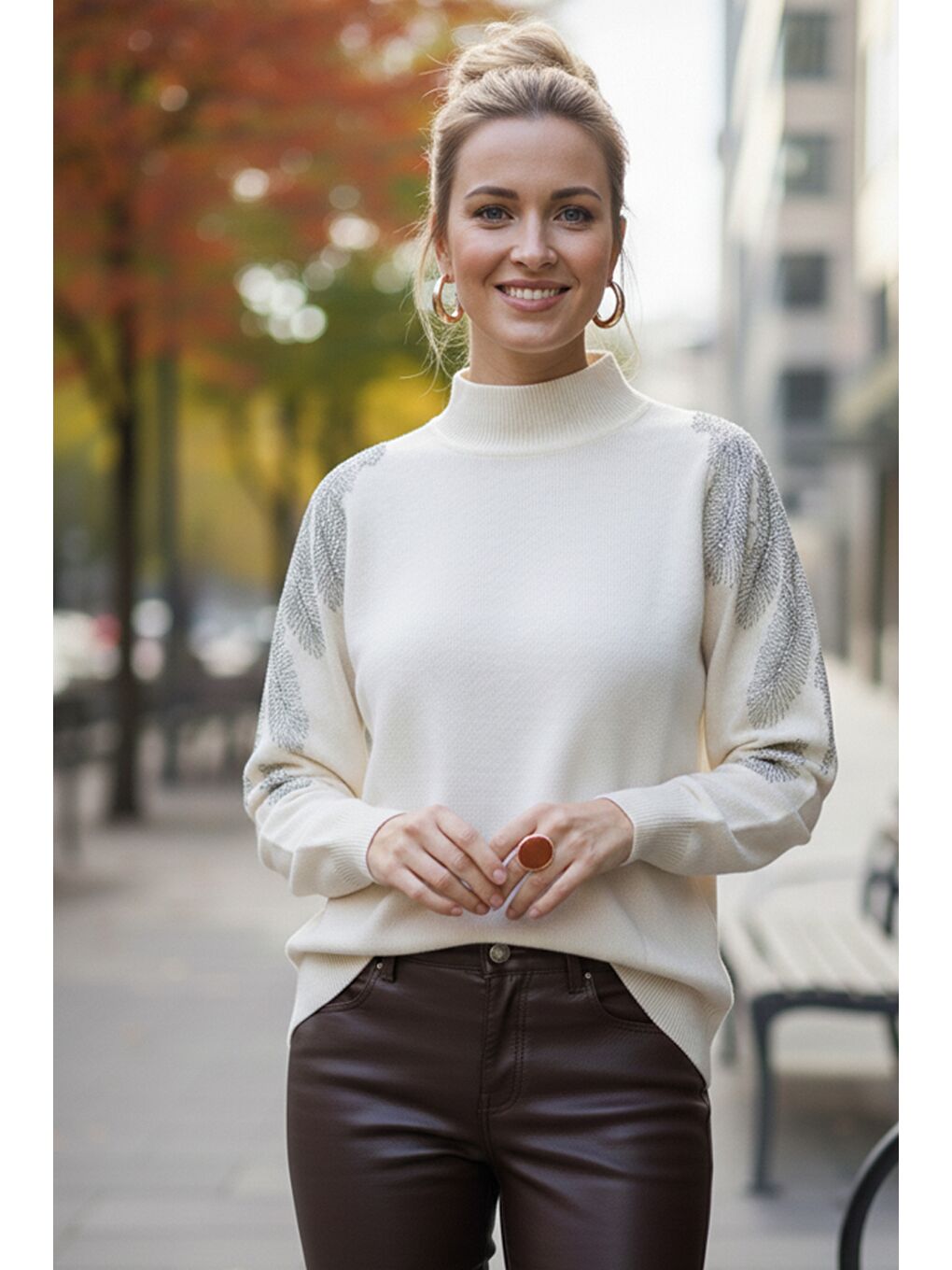 Ekru Krem Balıkçı Yaka Uzun Kol İnce Taşlı Casual Triko Kazak 65 60-4