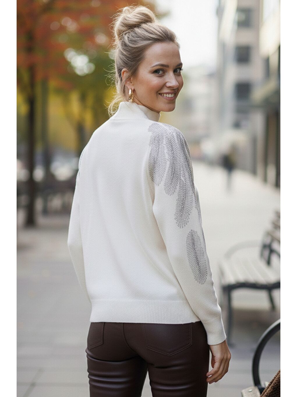 Ekru Krem Balıkçı Yaka Uzun Kol İnce Taşlı Casual Triko Kazak 65 60-6