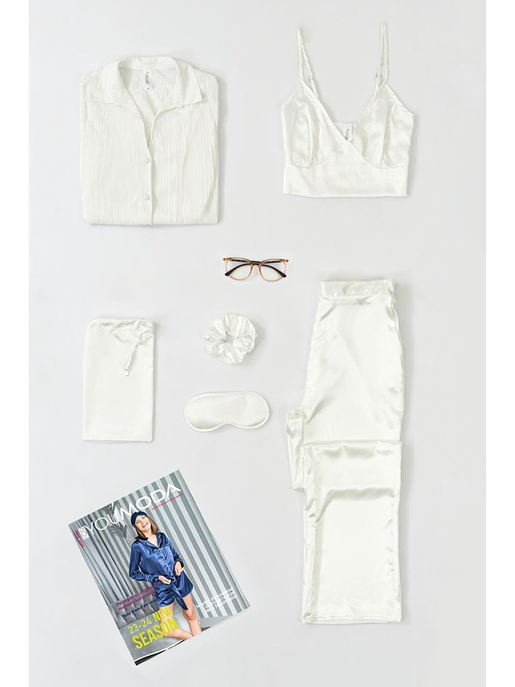 6'Lı Pliseli Ekru Bustiyerli Pijama Takım