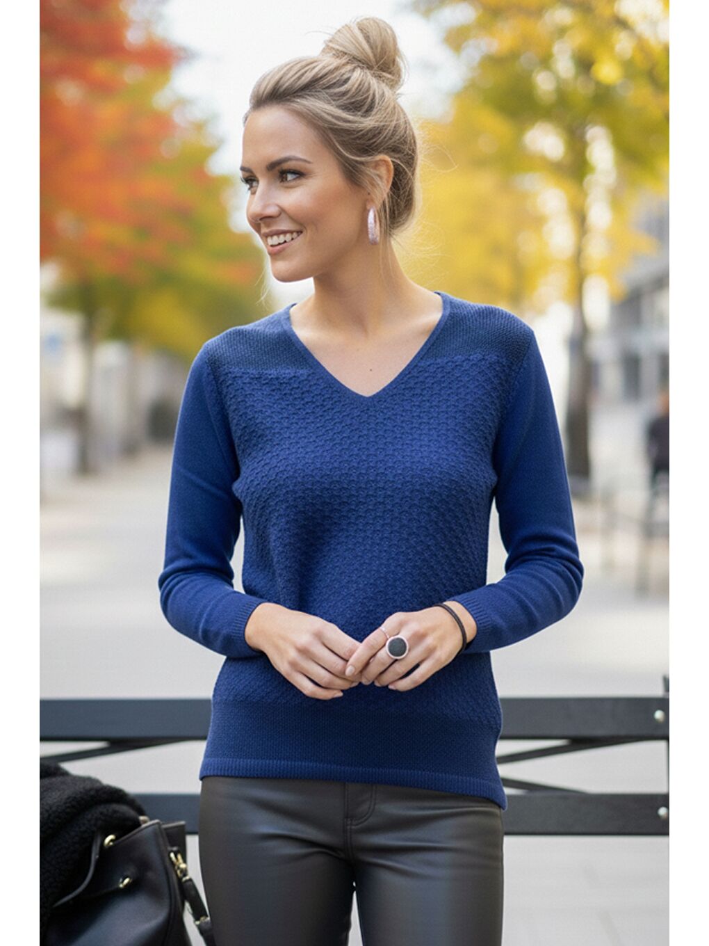 Saks Mavisi V Yaka Uzun Kol İnce Casual Ajur Örgü Triko Kazak 65 60-4