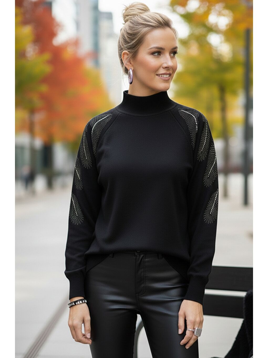 Siyah Balıkçı Yaka Uzun Kol İnce Taşlı Casual Triko Kazak 65 60-1