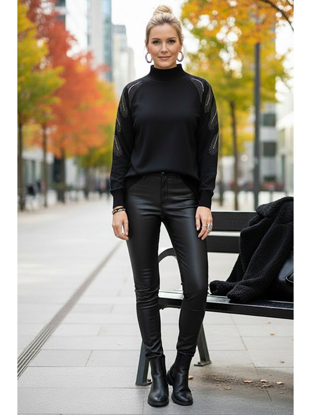 Siyah Balıkçı Yaka Uzun Kol İnce Taşlı Casual Triko Kazak 65 60-2