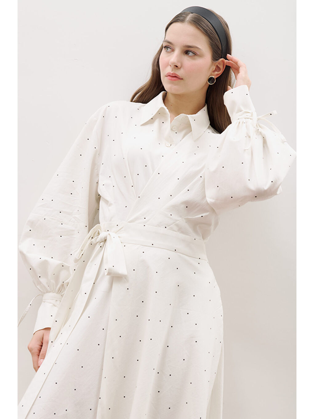 Beyaz Enya Pileli Gömlek Elbise Puantiye-2