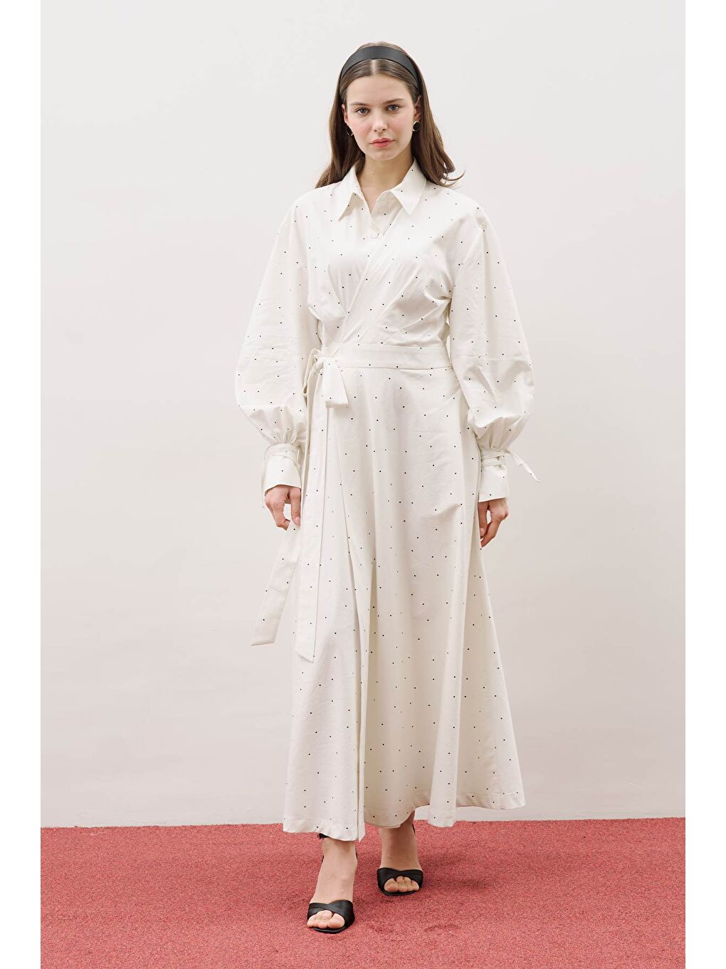 Beyaz Enya Pileli Gömlek Elbise Puantiye-4