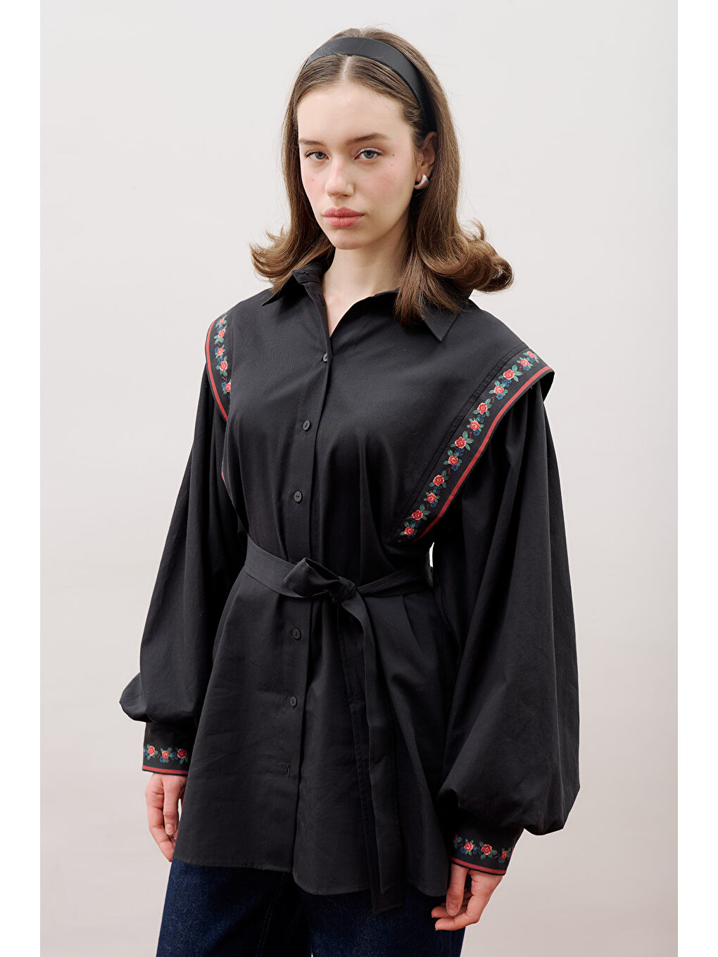 Siyah Nora Tasarım Gömlek Desenli-5