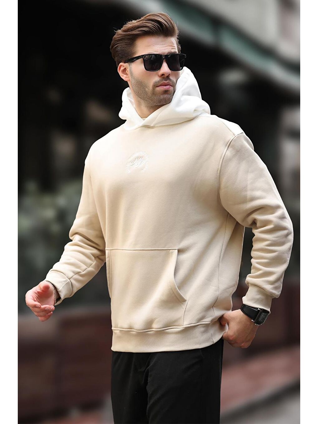 Bej Kapüşonlu Renk Bloklu Nakış Detaylı Erkek Sweatshirt 7088-1