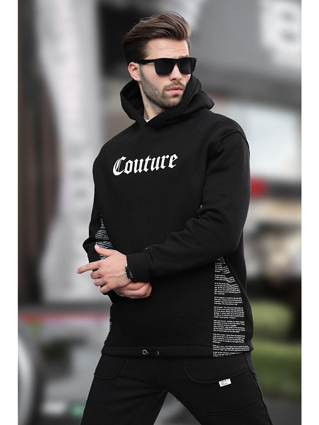 Siyah Kapüşonlu Baskılı Erkek Sweatshirt 7090-1