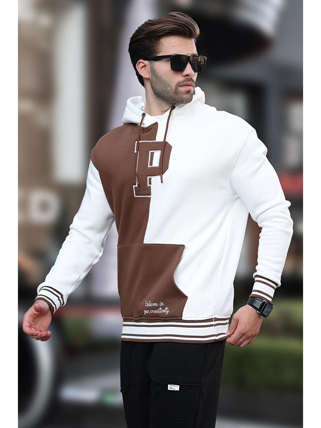 Ekru Renk Bloklu Kapüşonlu Baskılı Erkek Sweatshirt 7078-2