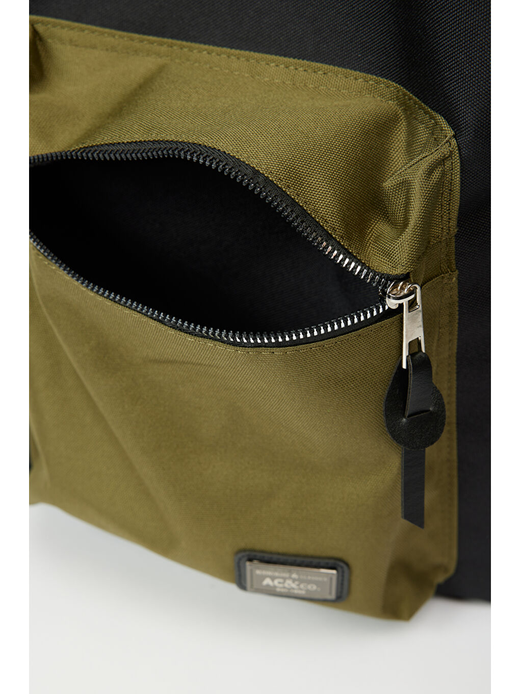 Erkek Siyah-Haki Logolu Okul-Sırt Çantası-3