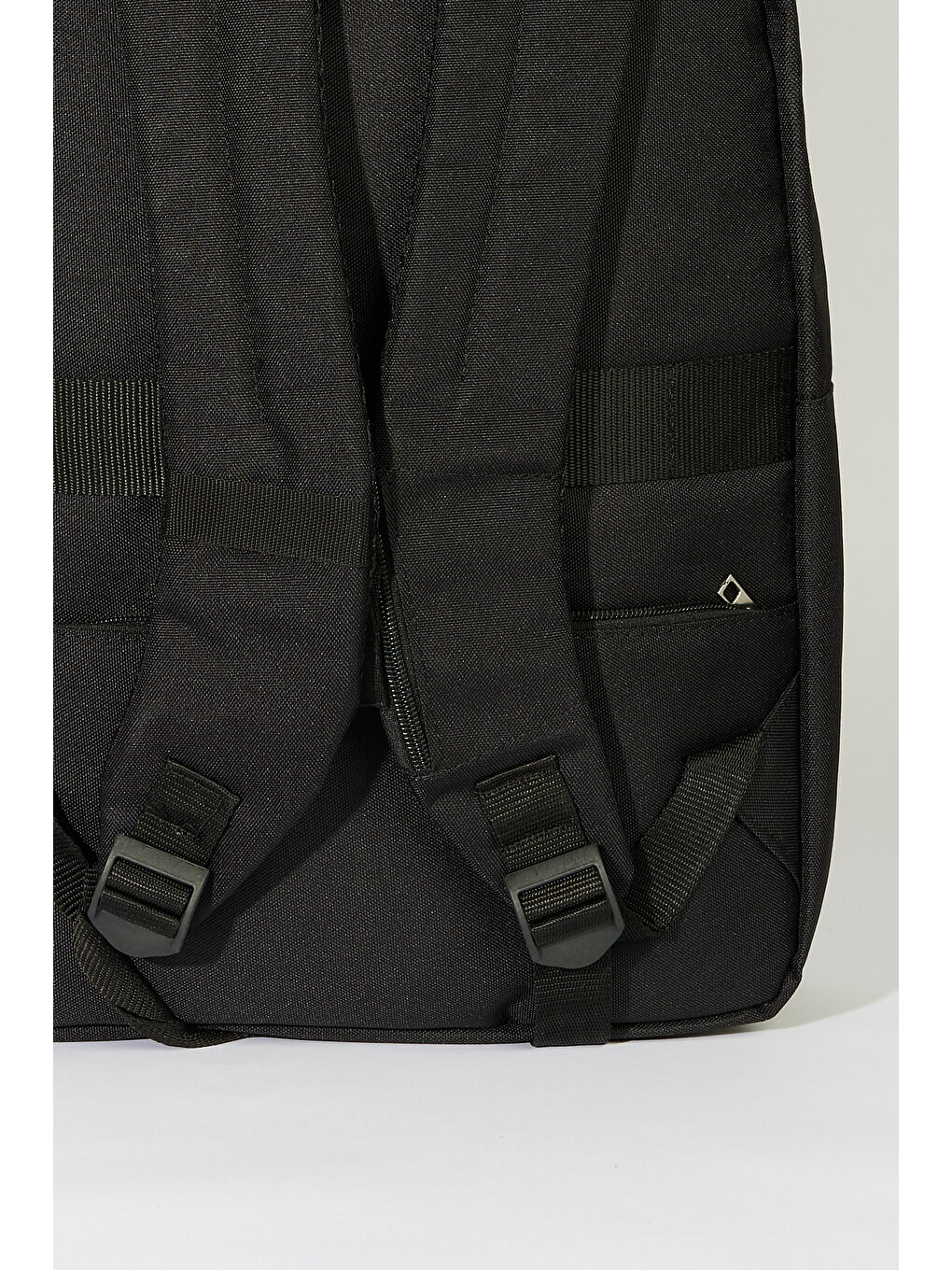 Erkek Siyah-Haki Logolu Okul-Sırt Çantası-5