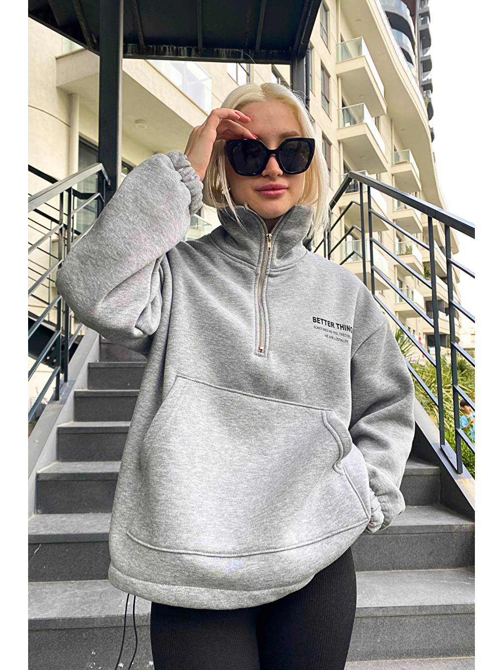 Madmext Gri Fermuar Yaka Yırtmaçlı Sweatshirt MG1903