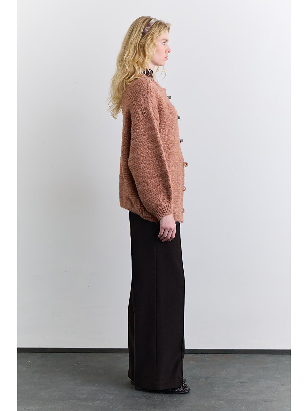 Kahverengi Geniş Düğmeli Triko Hırka Kiremit-6