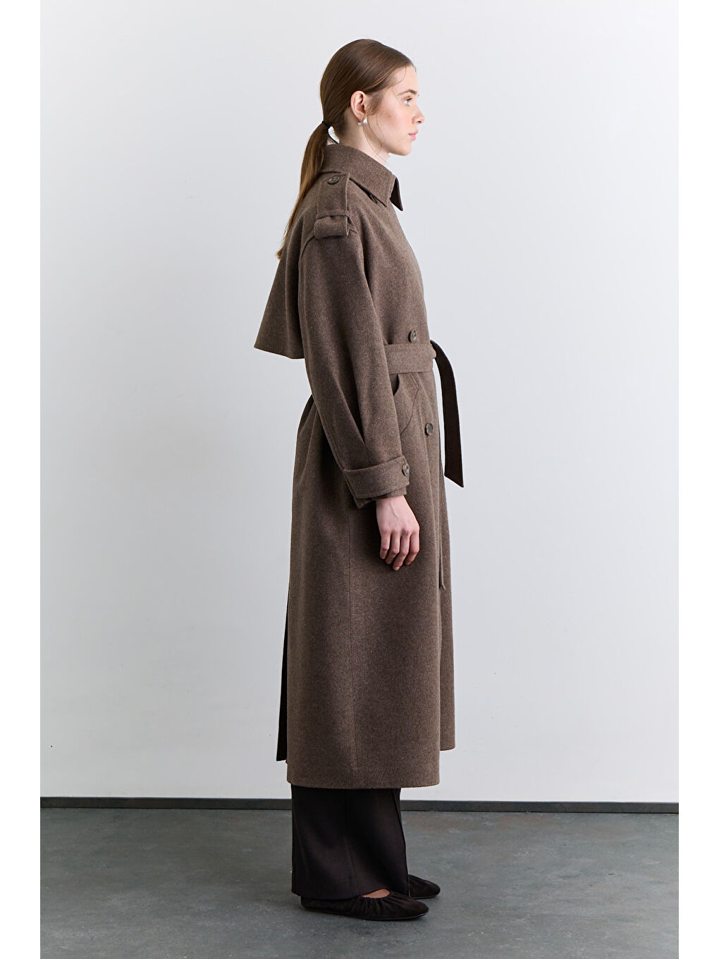 Bej Kruvaze Geniş Yaka Palto Vizon-2