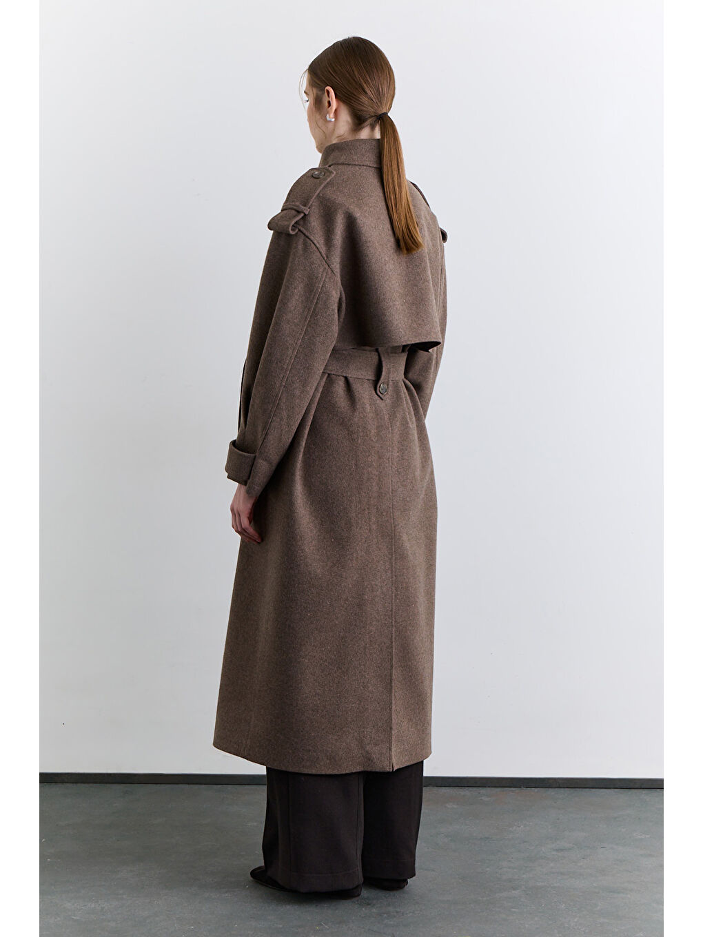 Bej Kruvaze Geniş Yaka Palto Vizon-3