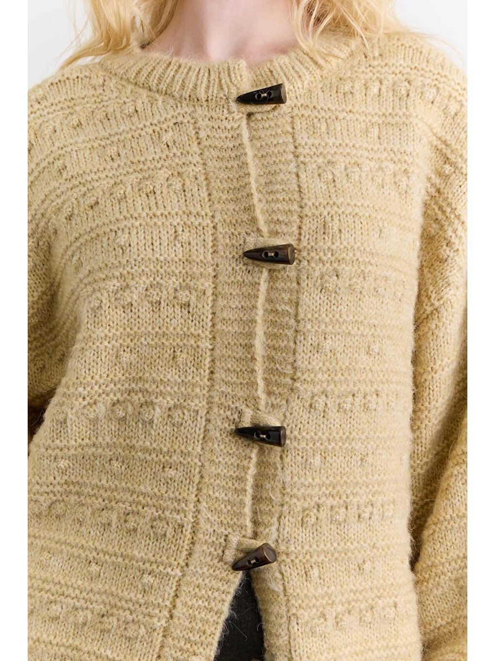 Sarı Geniş Düğmeli Triko Hırka Safran-7