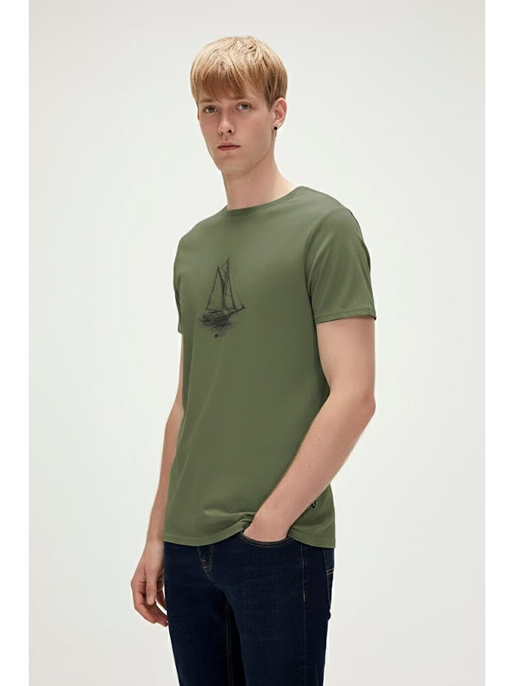 Art Of Journey Soluk Yeşil Erkek Baskılı Tişört-1