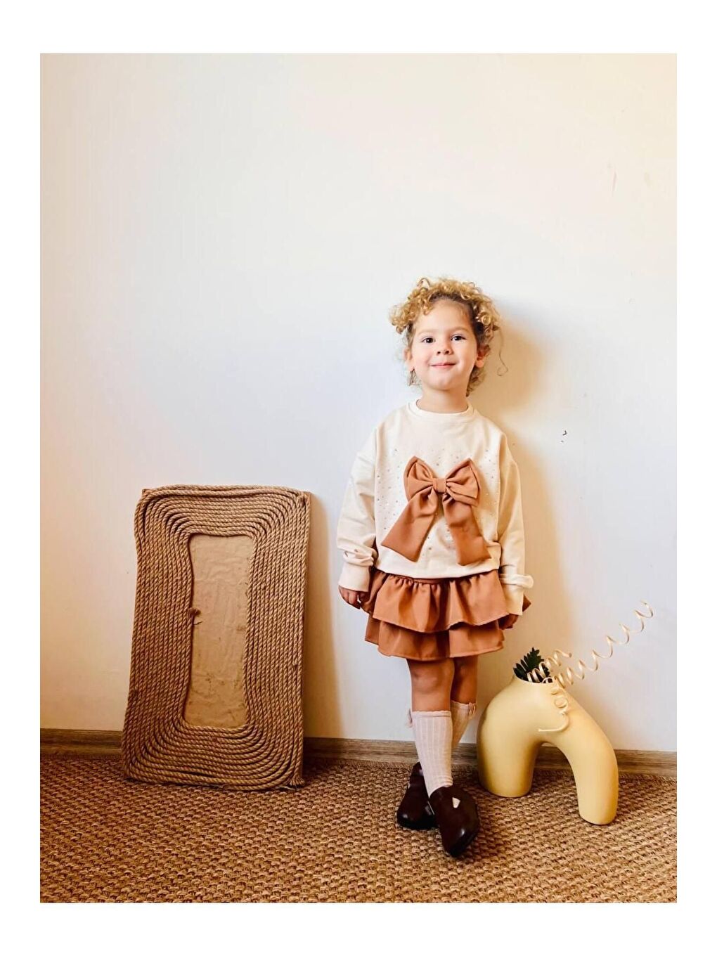 Kahverengi Fiyonklu Etekli Takım ( Etek Duble Kumaş )