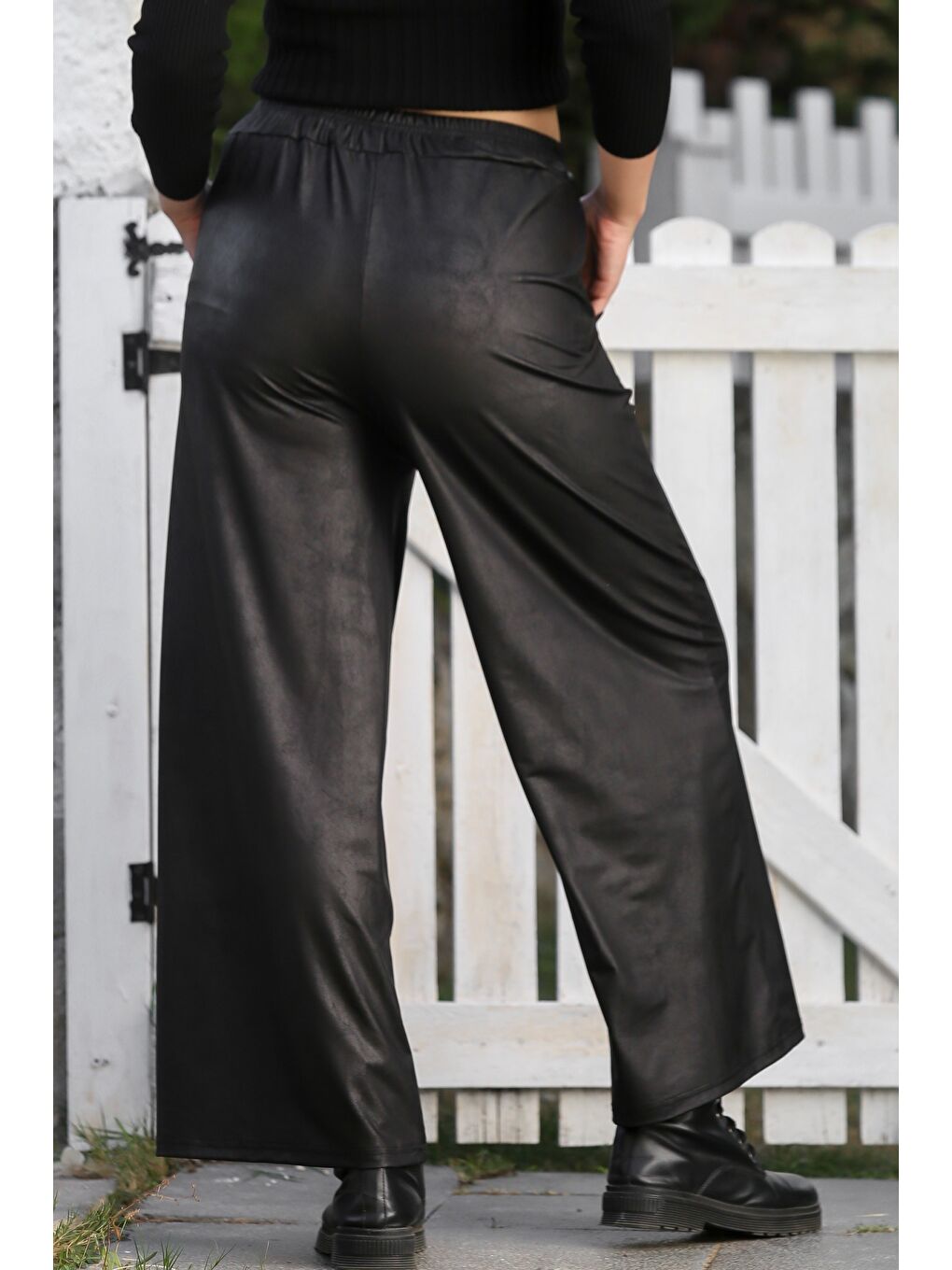 Siyah Cepli Lastikli Bel Geniş Paça Casual Suni Deri Örme Pantolon 98 65-2