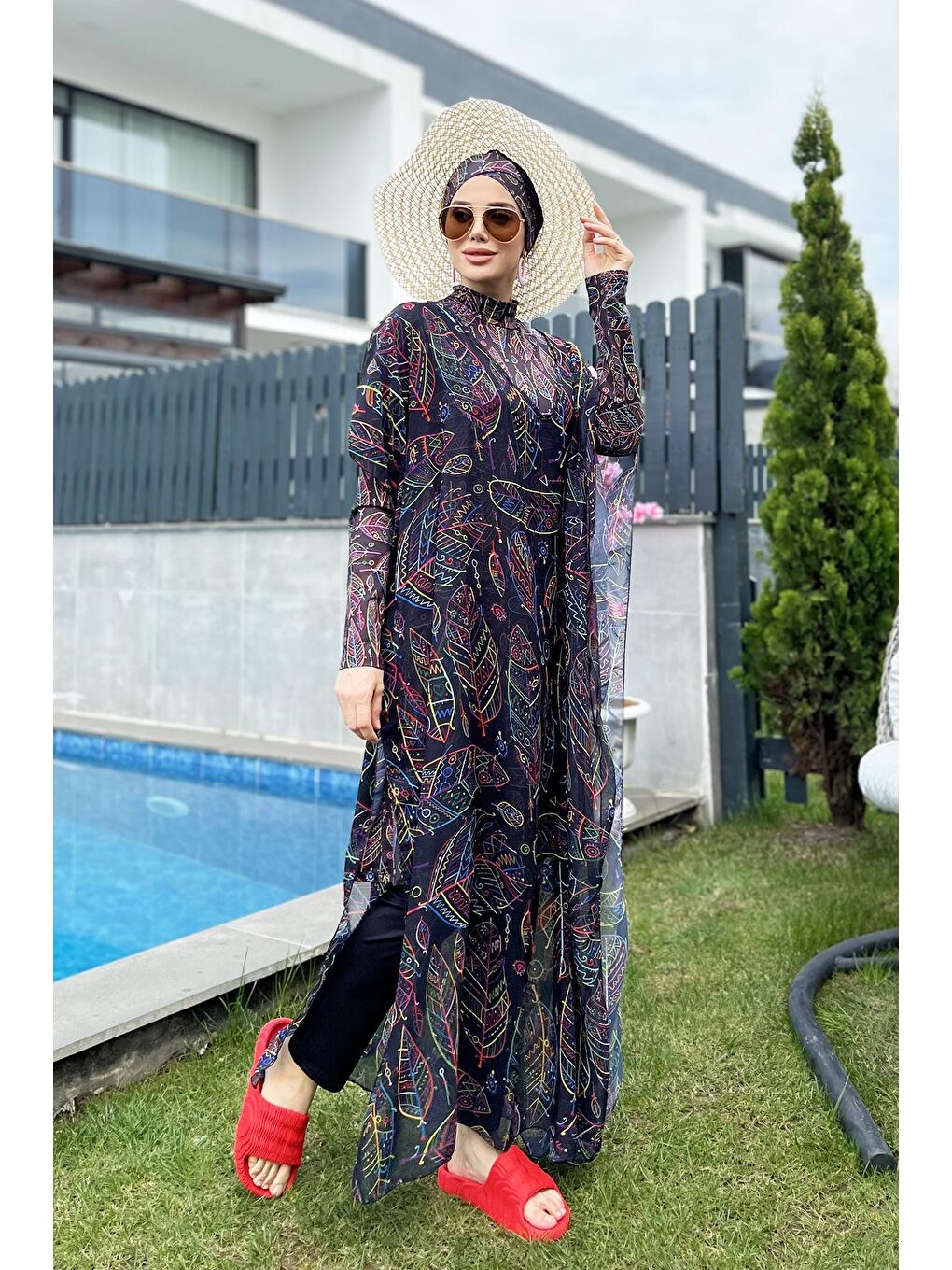 Siyah Tesettür Mayo Üzerine Desenli Tek Kaftan Pareo Renkli Yaprak Tema 430-303 Zeynep-3