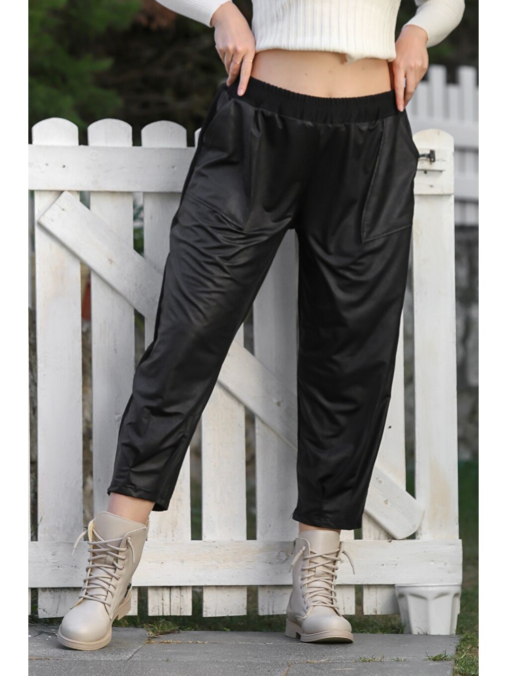 Siyah Cepli Lastikli Bel Düz Paça Casual Suni Deri Örme Pantolon 95 65-2