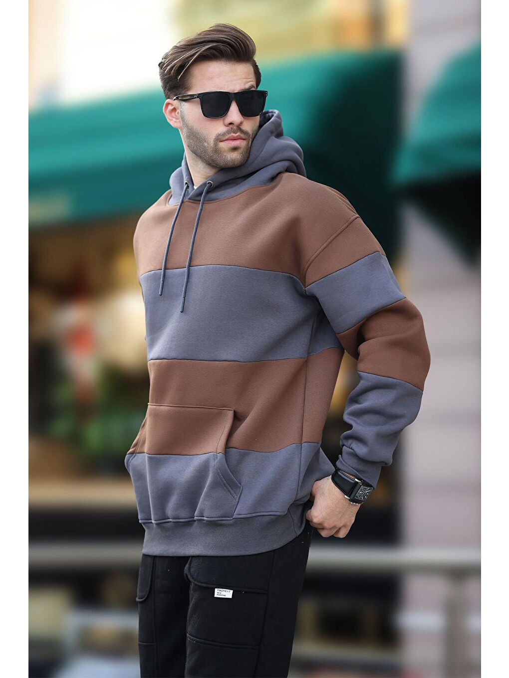 Gri Füme Kapüşonlu Renk Bloklu Cep Detaylı Erkek Sweatshirt 7044-1