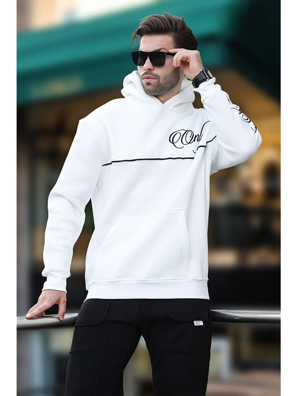 Ekru Kapüşonlu Şerit Detaylı Baskılı Erkek Sweatshirt 7091