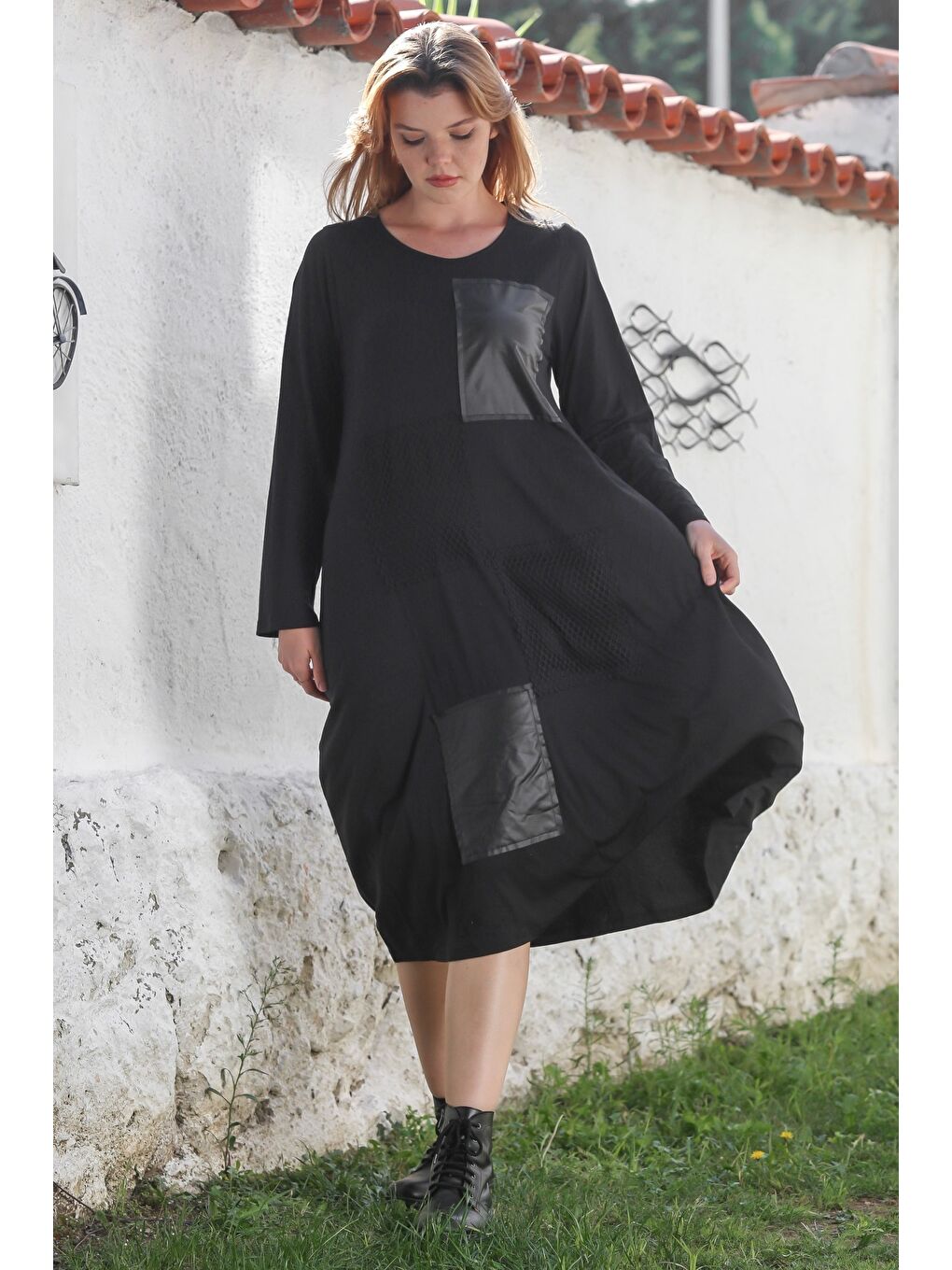 Siyah Havuz Yaka Uzun Kol File Detaylı Deri Garnili Casual Dokuma Elbise 115 60-1