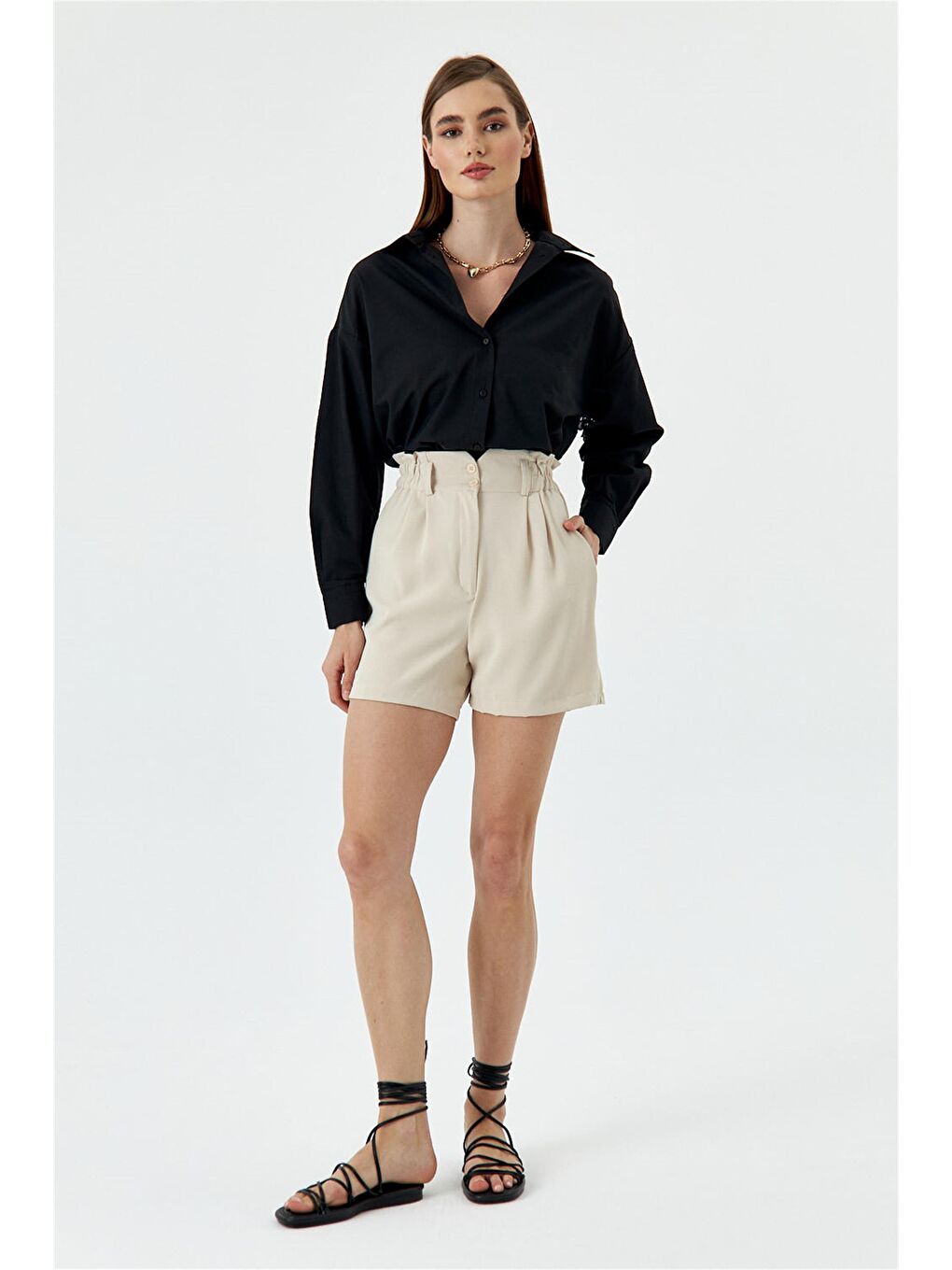 Bermuda Bej Kadın Şort-1