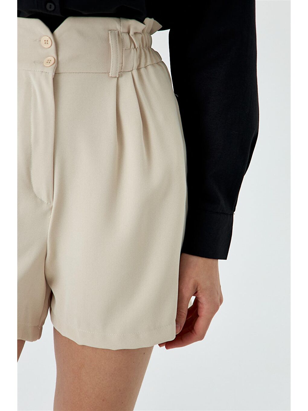 Bermuda Bej Kadın Şort-4