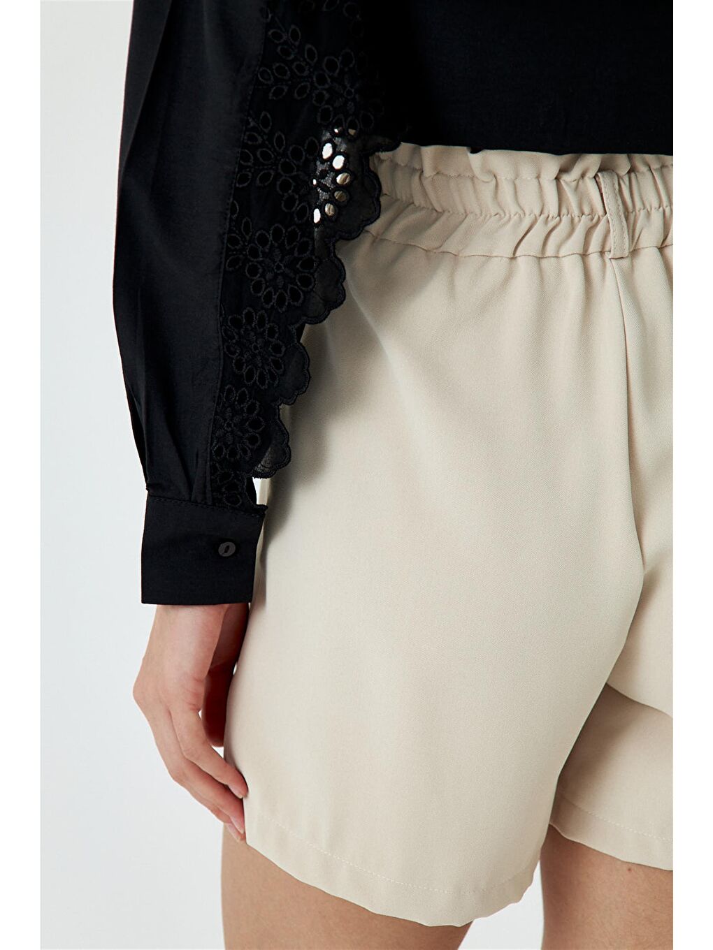 Bermuda Bej Kadın Şort-6