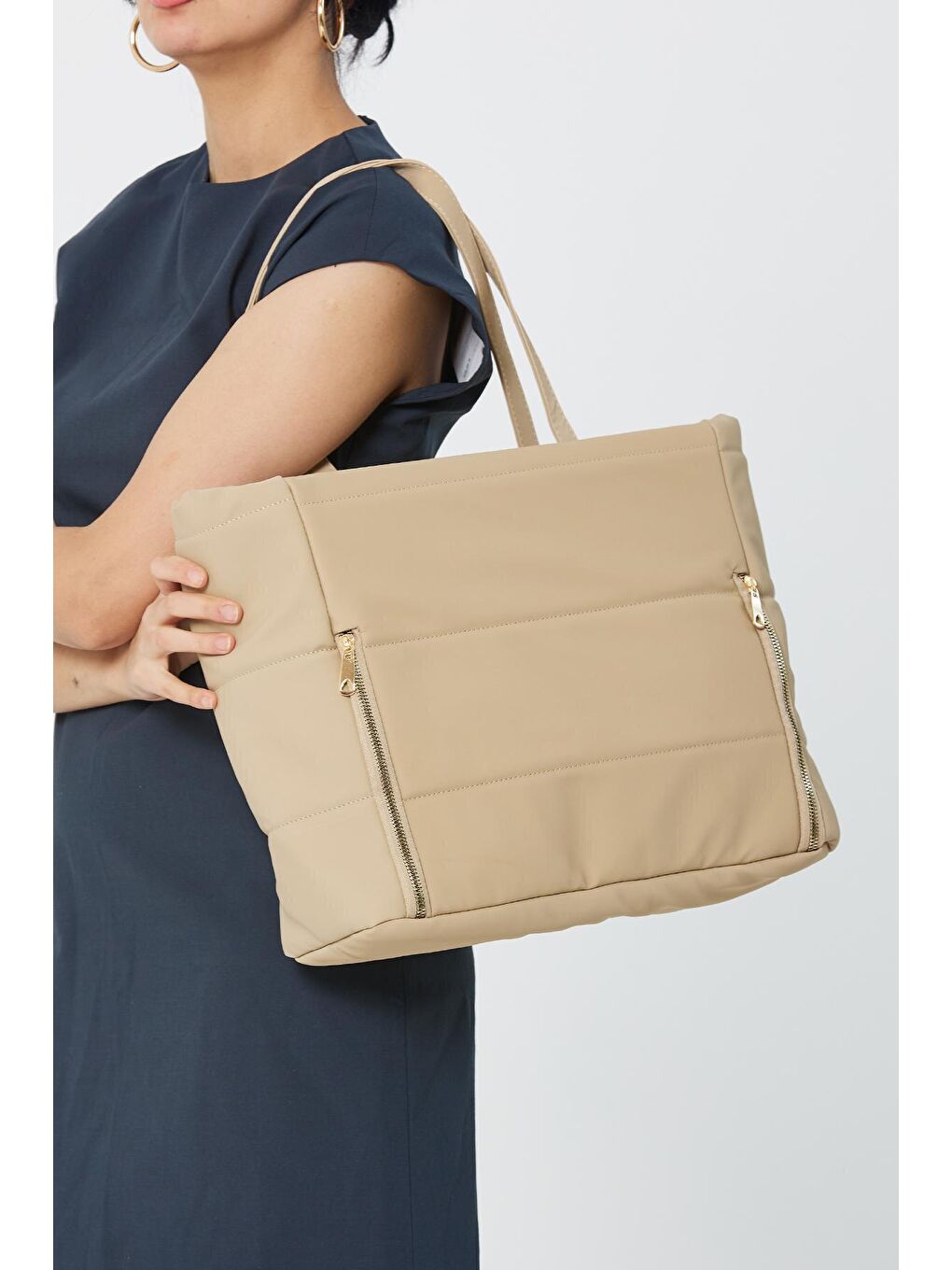 Bej Kapitone Dikişli Uzun Askılı Asus Kadın Kol Çanta Vizon-1