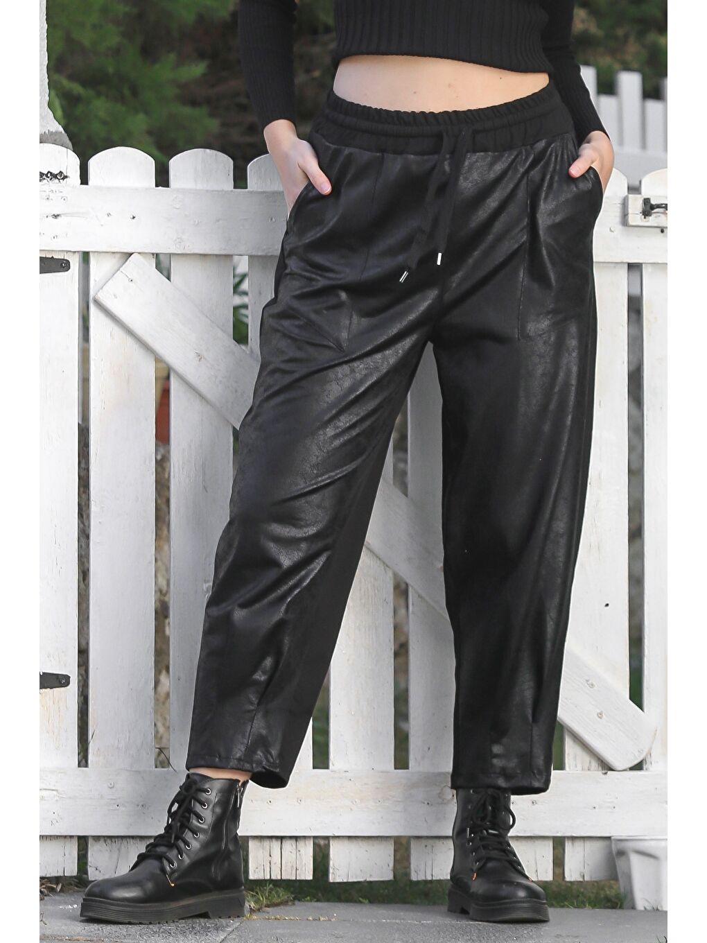 Siyah Cepli Lastikli Bel Düz Paça Casual Suni Deri Örme Pantolon 95 65