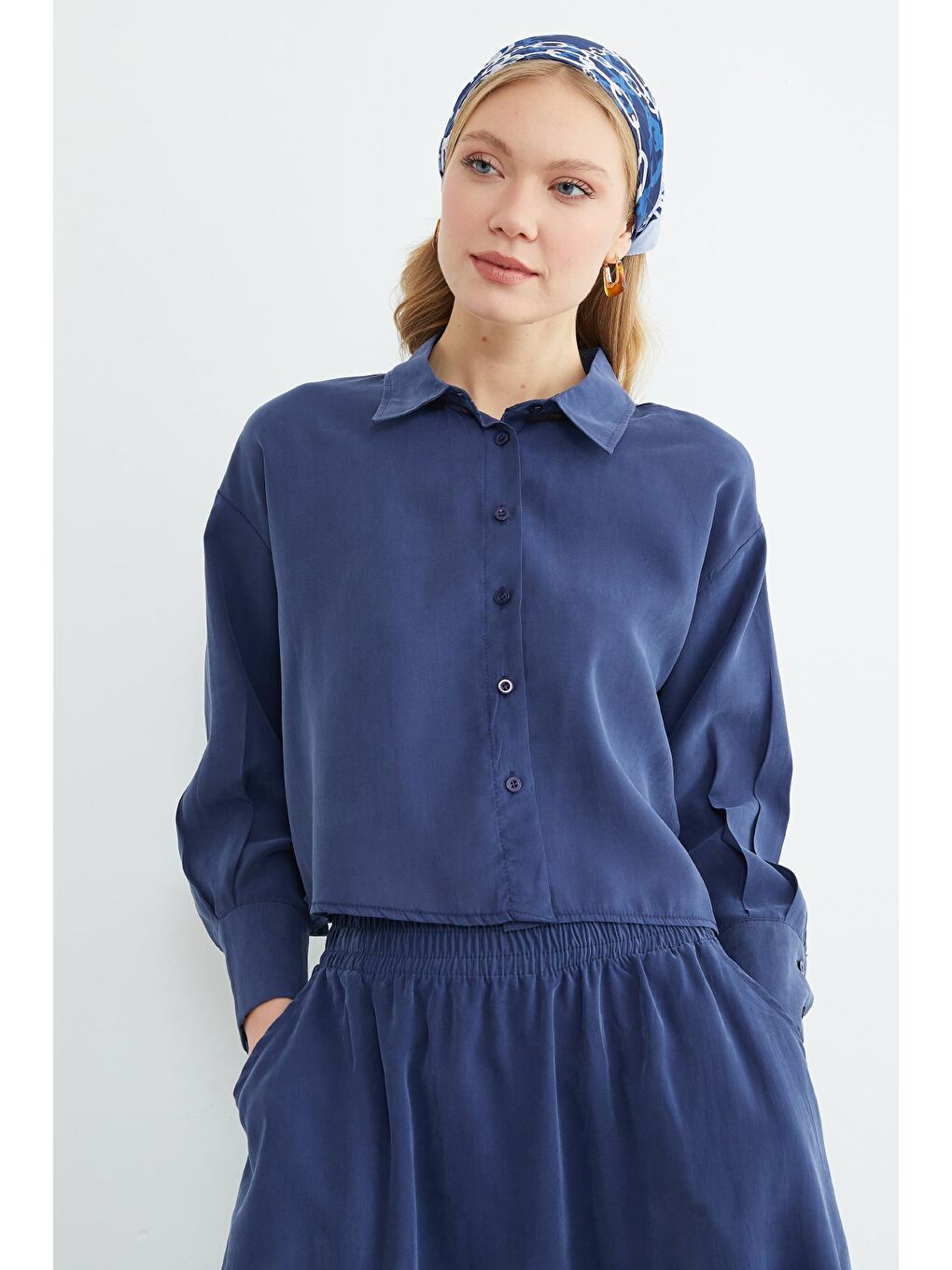 Lacivert Basic Düğmeli Salaş Crop Gömlek