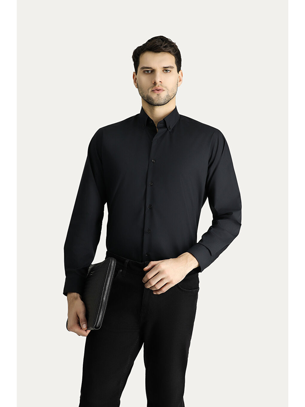 Siyah Uzun Kol Regular Fit Non Iron Ütü Gerektirmeyen Pamuklu Düğmeli Yaka Büyük Beden Gömlek-1