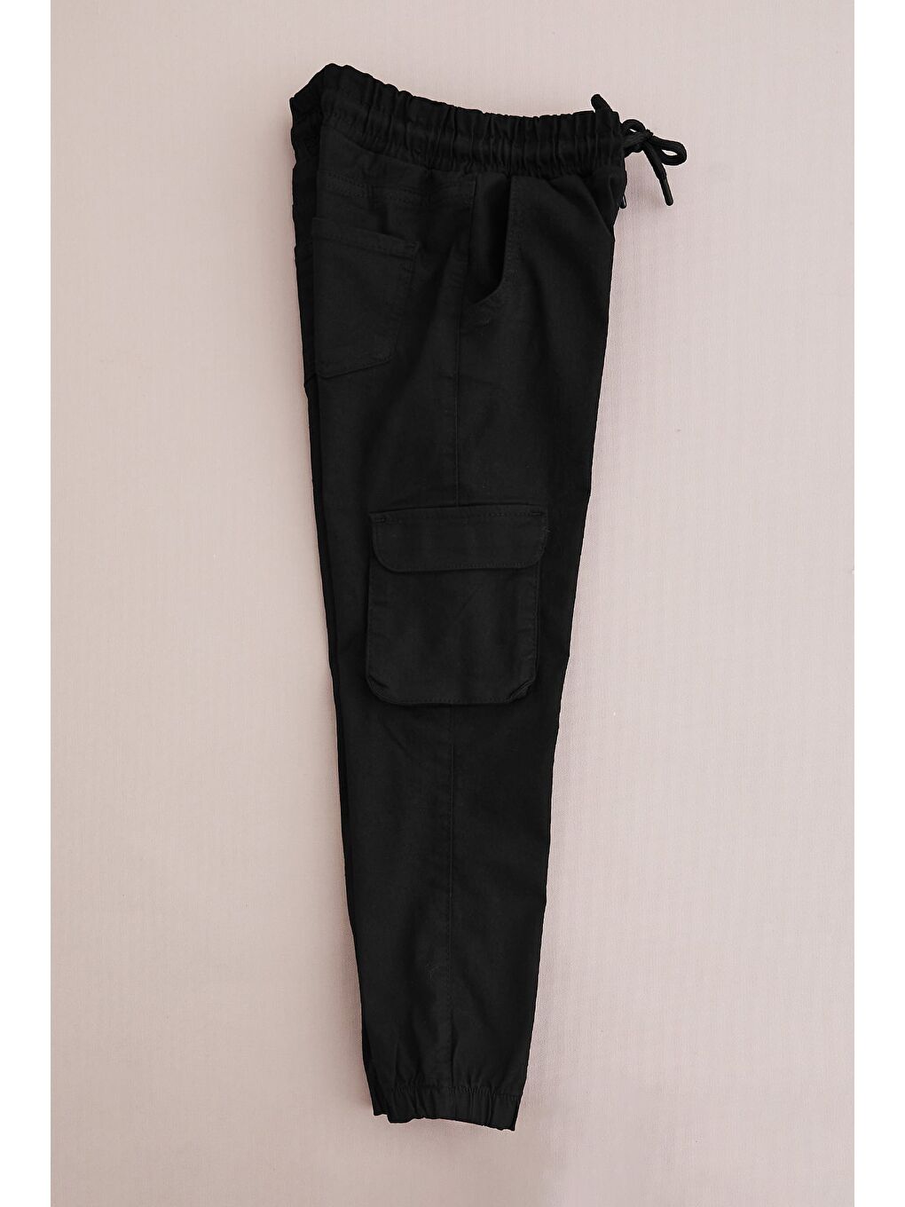 Siyah Beli Bağlamalı Kargo Cepli Erkek Çocuk Jogger Pantolon-1