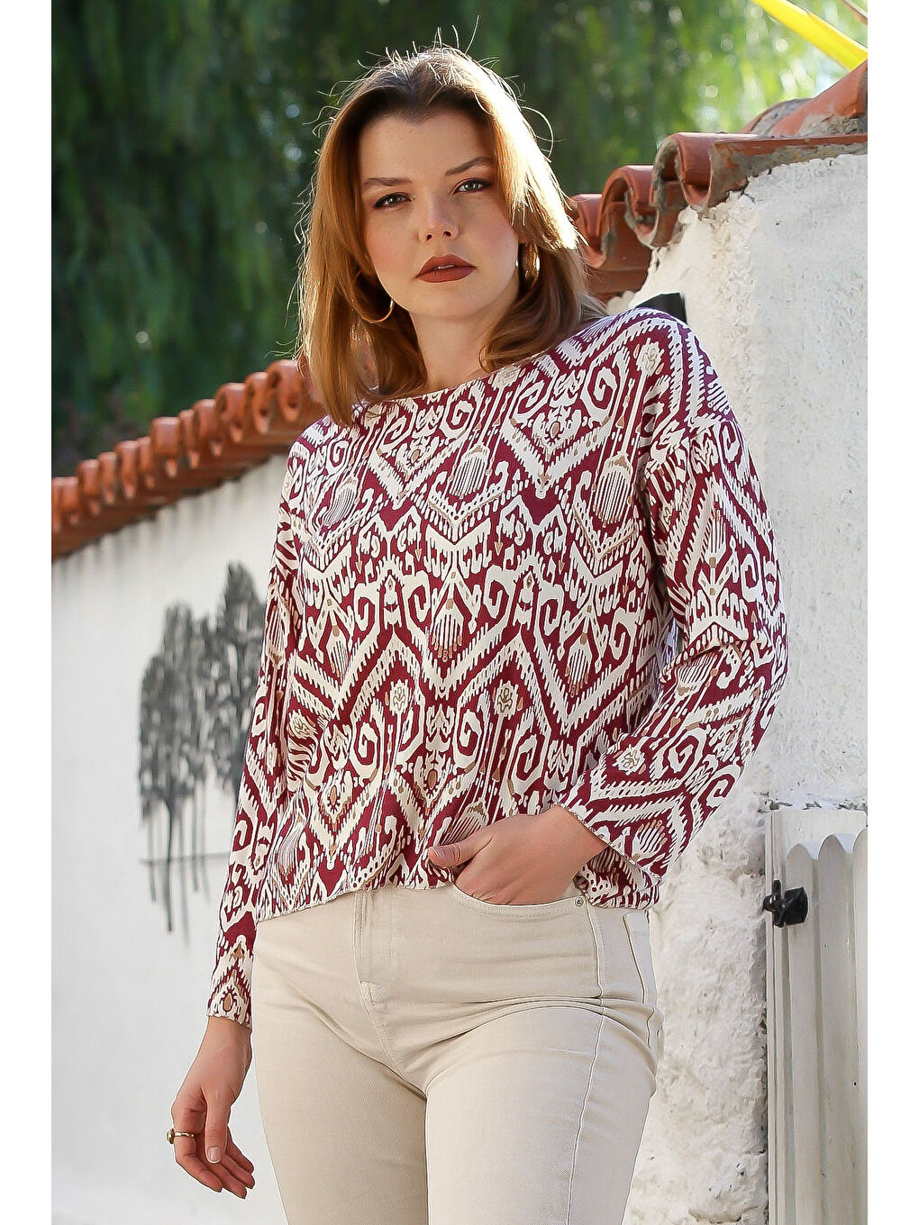 İtalyan Bordo Kayık Yaka Uzun Kol Tribal Desenli Allover Baskılı Casual Örme Bluz 65 60-2