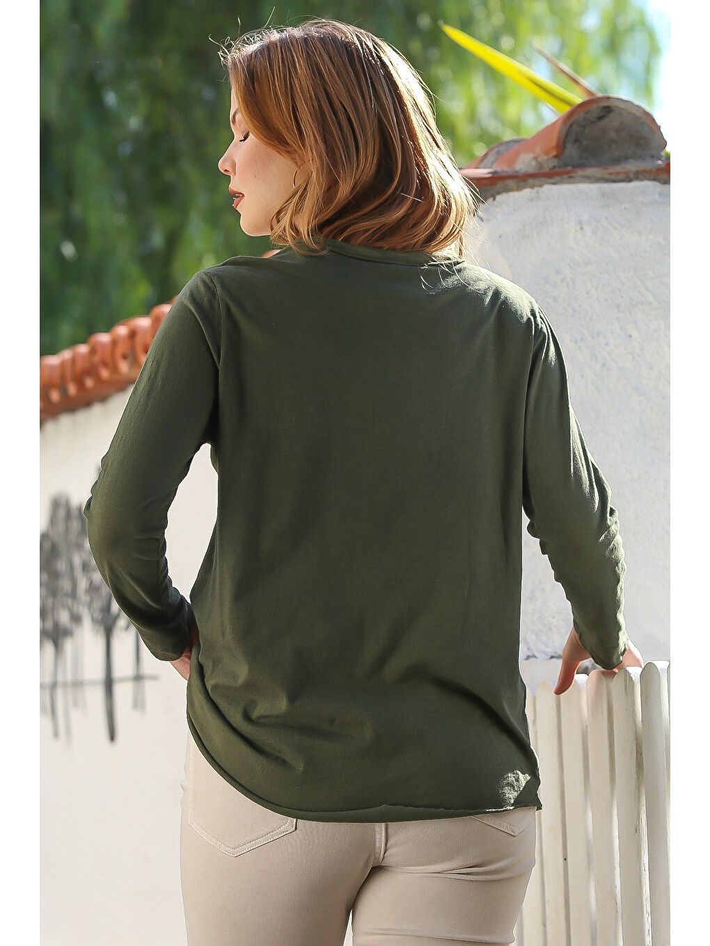 İtalyan Haki V Yaka Uzun Kol Taşlı Dokuma Garnili Varak Baskılı Casual Penye Örme Bluz 70 60-1