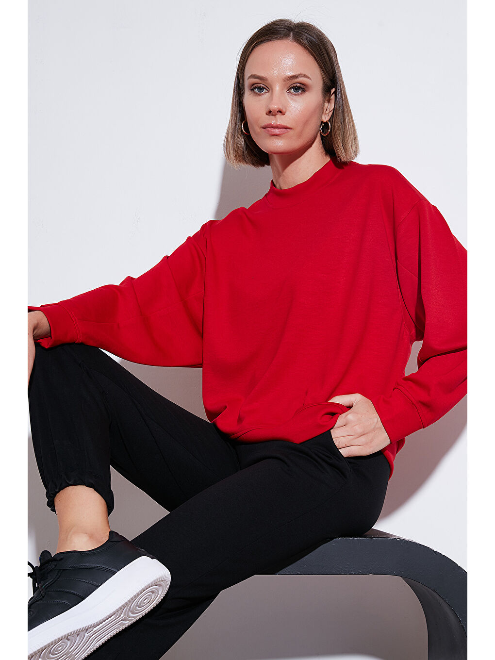 Lela Kırmızı Streş Bisiklet Yaka Oversize Fit Kumaş Kadın Sweat 5865879