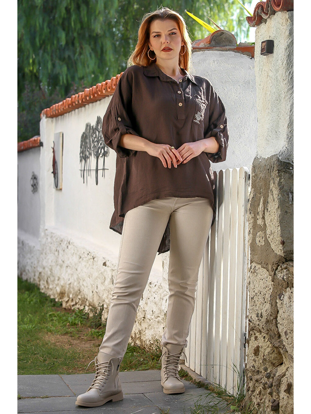 İtalyan Kahverengi Gömlek Yaka Düğmeli Uzun Kollu Cepli Keten Arkası Uzun Dokuma Bluz 75 70-5
