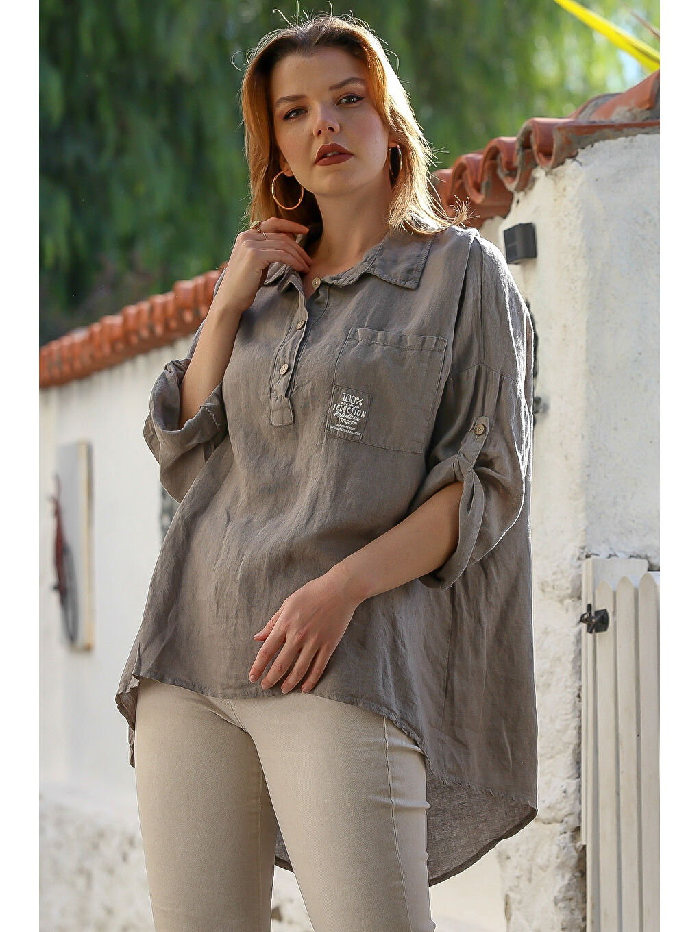 Bej İtalyan Vizon Gömlek Yaka Düğmeli Uzun Kollu Cepli Keten Arkası Uzun Oversize Dokuma Bluz 75 70-2