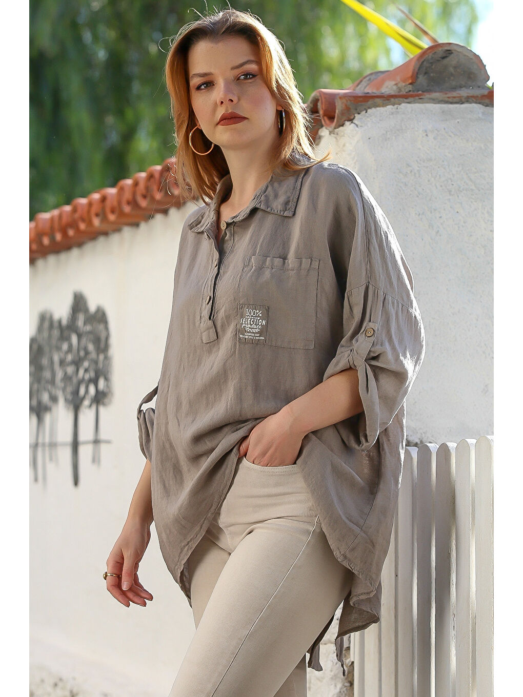 Bej İtalyan Vizon Gömlek Yaka Düğmeli Uzun Kollu Cepli Keten Arkası Uzun Oversize Dokuma Bluz 75 70-4
