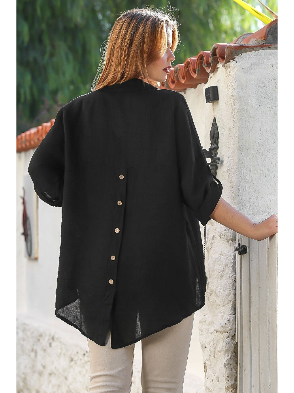 İtalyan Siyah Gömlek Yaka Düğmeli Uzun Kollu Cepli Keten Arkası Uzun Oversize Dokuma Bluz 75 70-5
